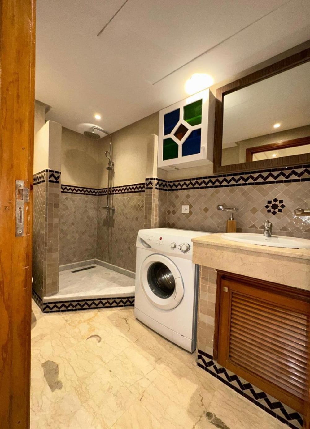 Appartement Moderne En City Center Marrakech-Gueliz Marrakesh Extérieur photo